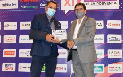ALBERTO RUBIO, de RECAMBIOS DEL AUTOMÓVIL AREA 8, SOCIO DE DIPART, RECIBIÓ EL PREMIO A SU TRAYECTORIA